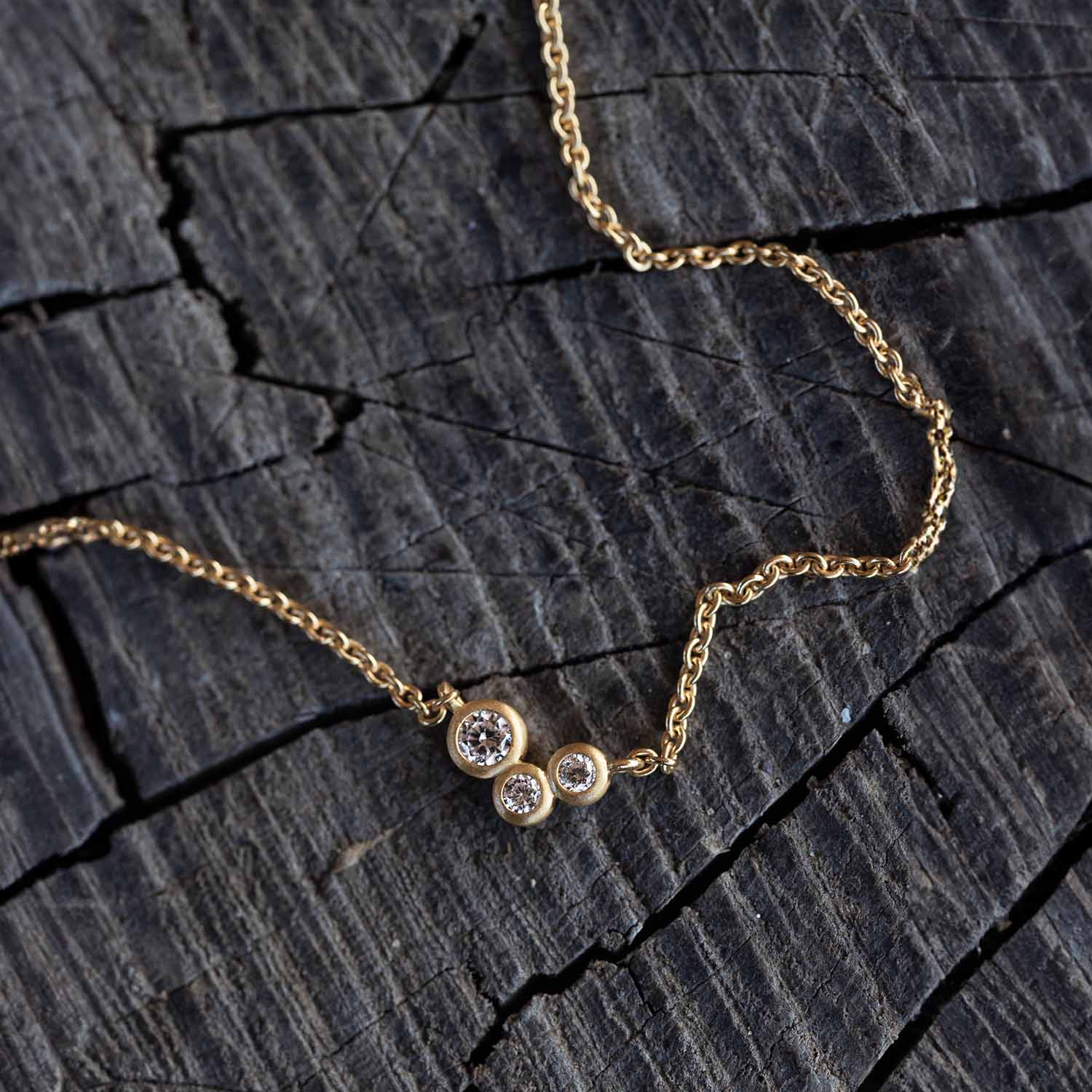 DETAIL209507